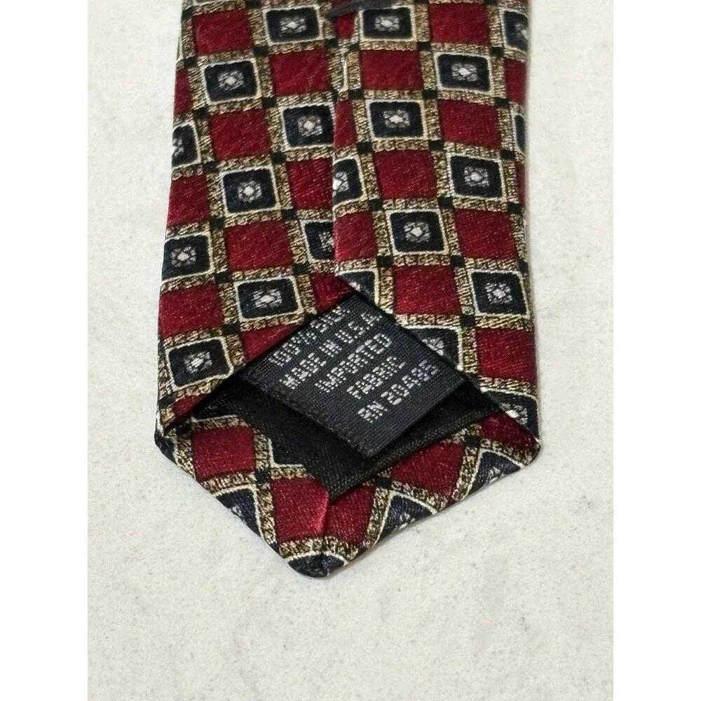 STAFFORD GEOMETRIC SILK TIE RED NAVY GOLD CLASSIC MENS EUC